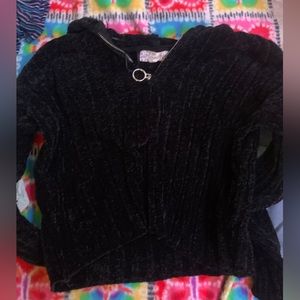 Cropped hoodie